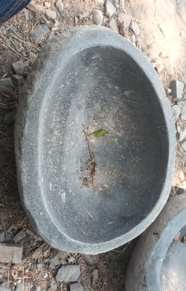 Riverstone bird bath J131 30x40x15