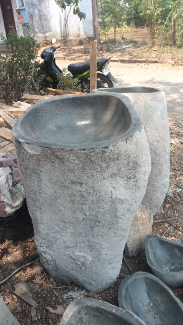 Riverstone pedestal sink J130 60x55x90