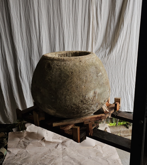 Vintage limestone trough C11