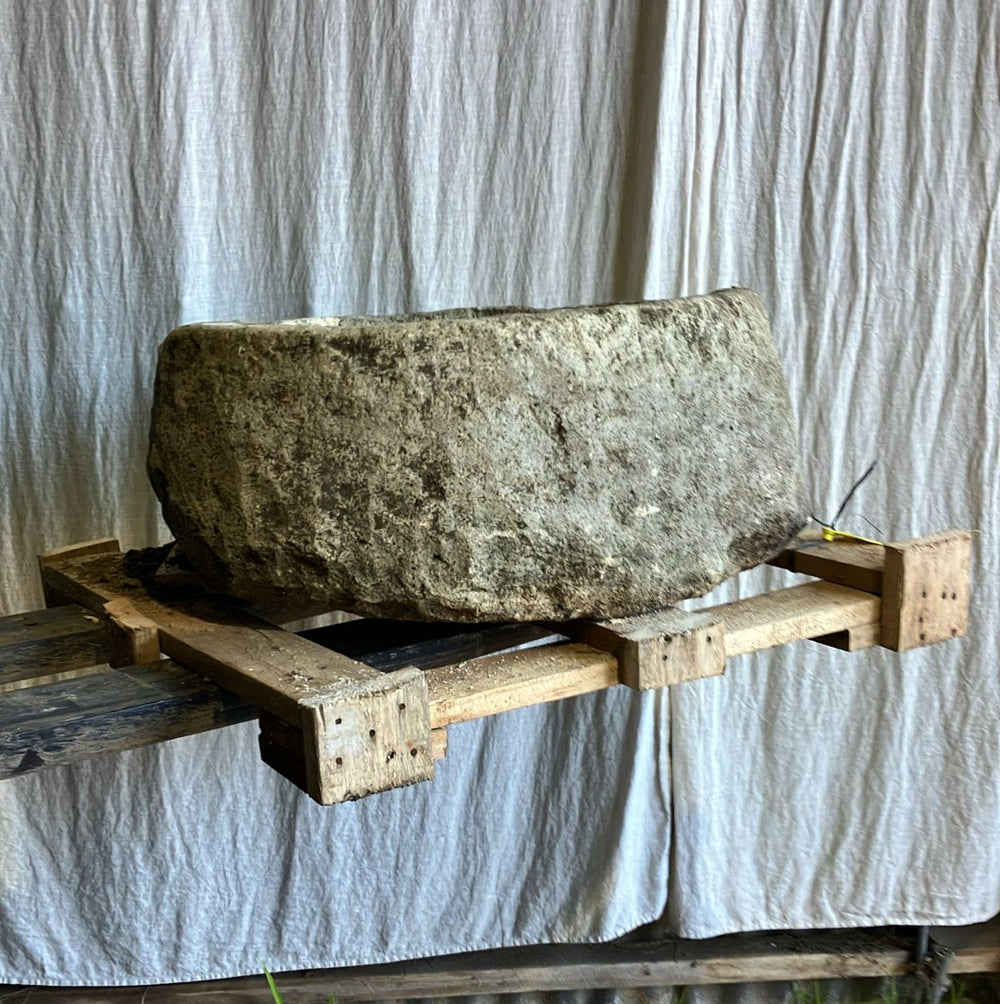 Vintage Limestone Trough F25 57x67x29cm H