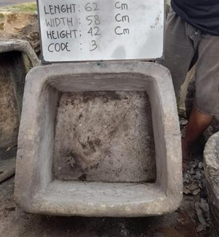 Vintage limestone trough D12
