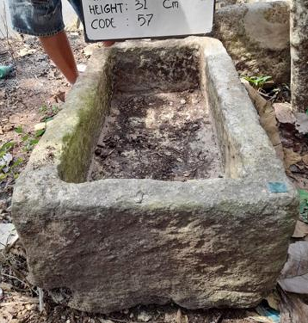 Vintage limestone trough D2