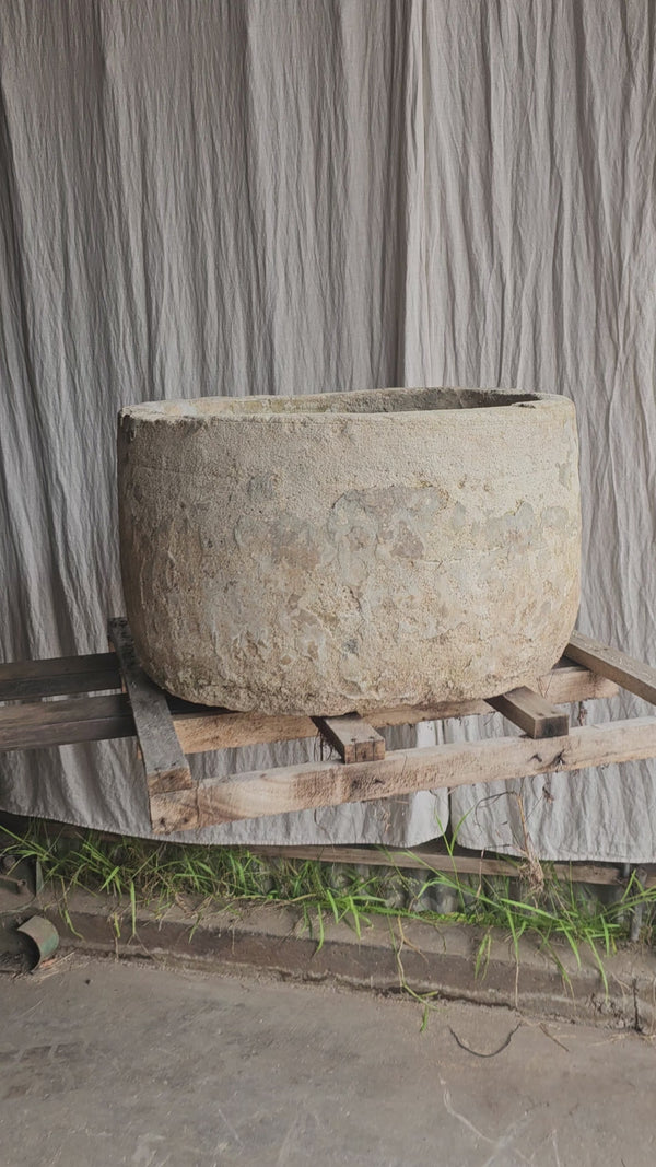 Vintage limestone trough A17