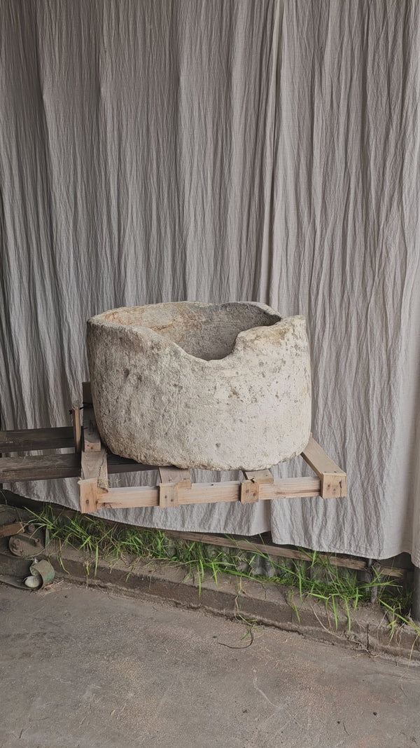 Vintage limestone trough C9