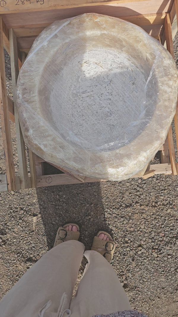 HAND CARVED ONYX STONE PLANTER #1