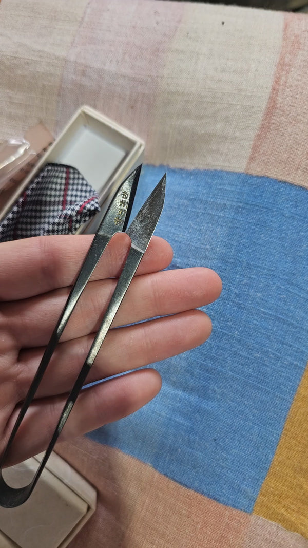 Grip scissors handmade in Japan