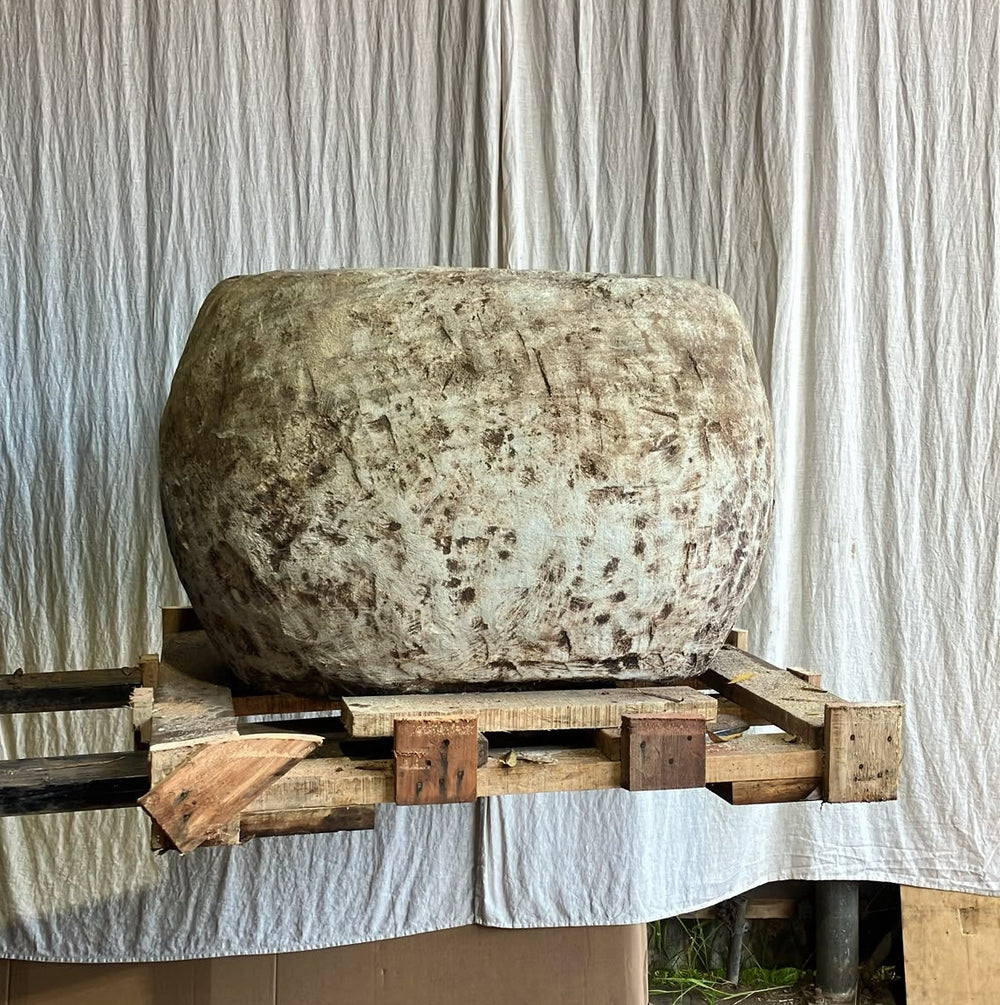 Vintage Limestone Trough G12 85x85x60cm (**wasF53)