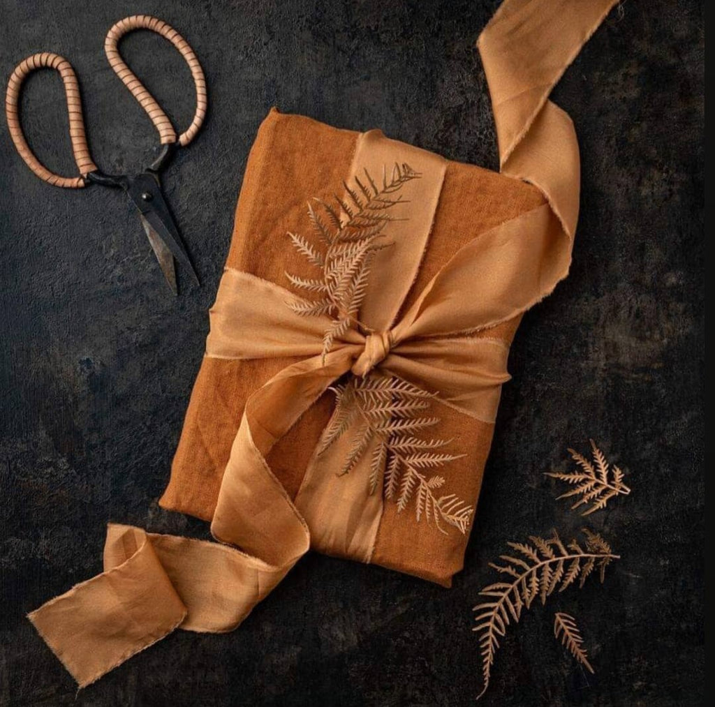 Silk Habotai Ribbon #29 TAN – Big Daisy