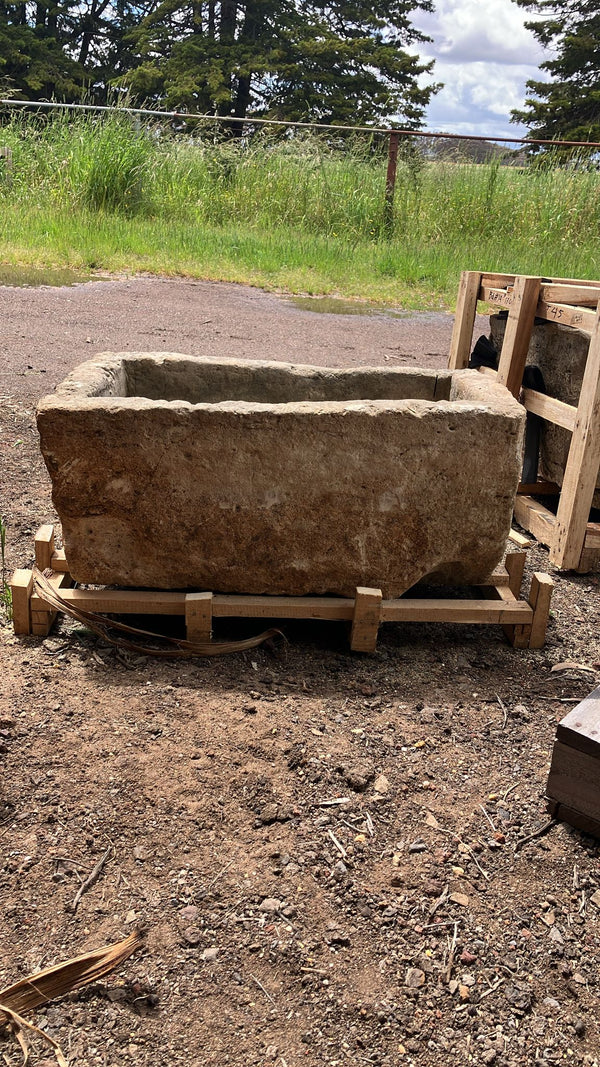 Vintage limestone trough D10