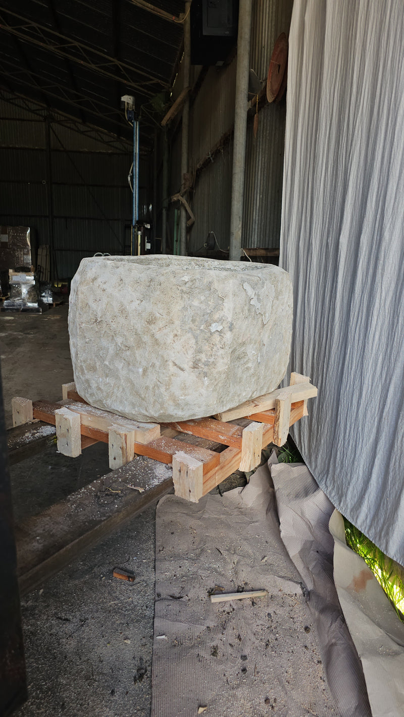 Vintage limestone trough C12