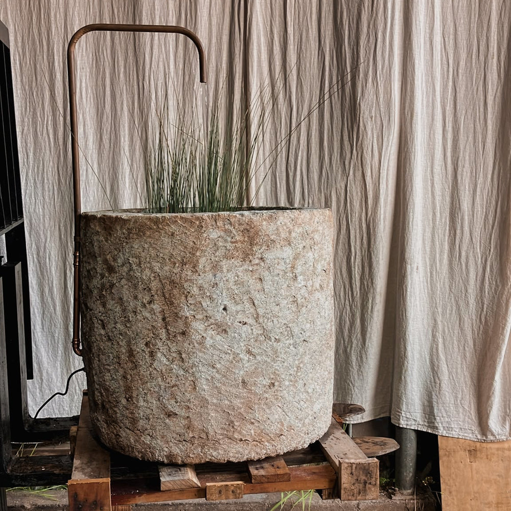 Vintage Limestone Fountain G9 70x70x63cm H