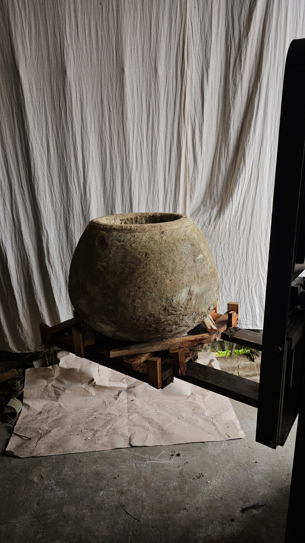 Vintage limestone trough C11