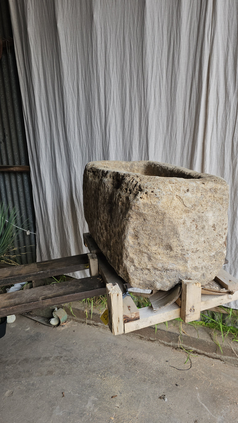 Vintage limestone trough C1 - Big Daisy