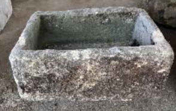 Vintage limestone trough C23
