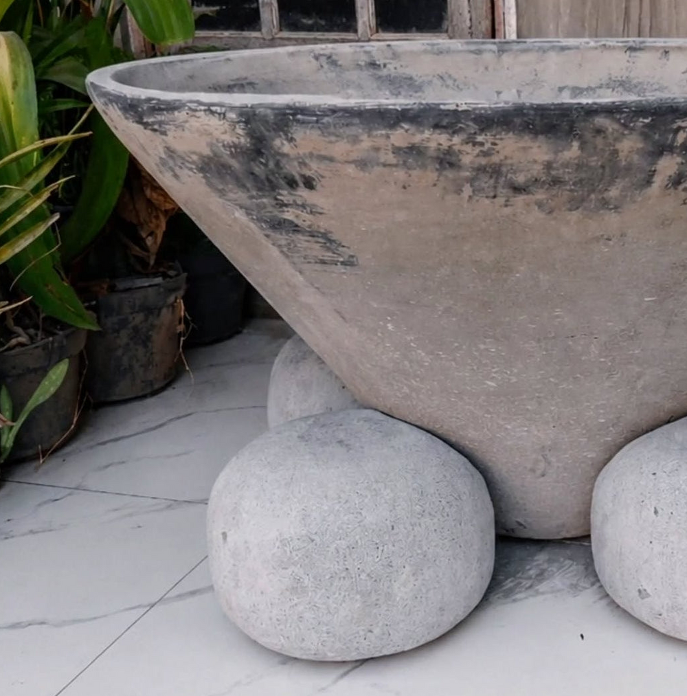 Conical planter