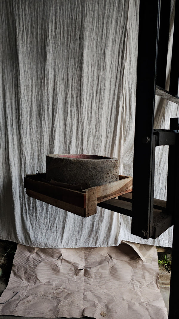Vintage limestone trough C32