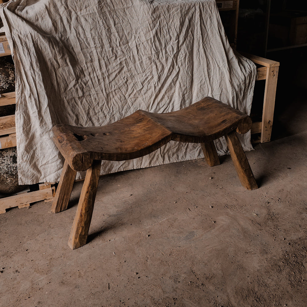 Ombak bench