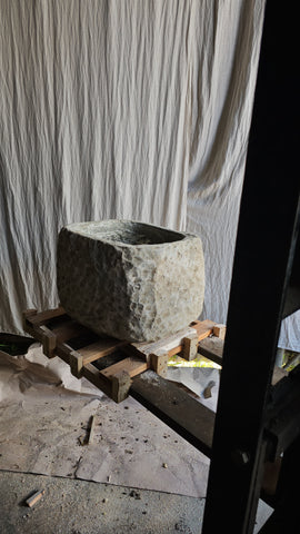 Vintage limestone trough C12