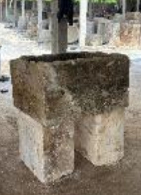 Vintage limestone trough C27