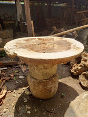 VINTAGE LIMESTONE ROUND TABLE B18